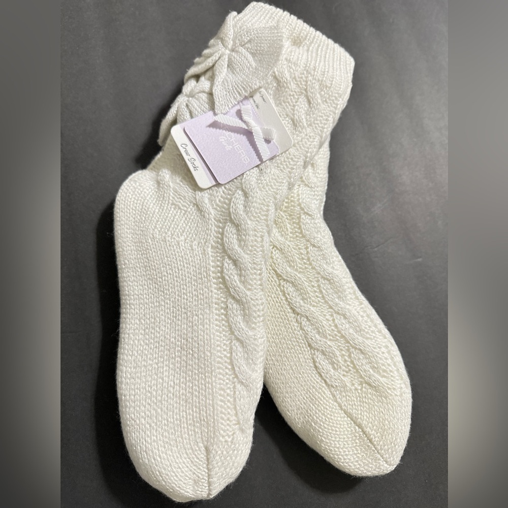 Skechers Girls Beige  Fleece Lined Cozy Crew Socks